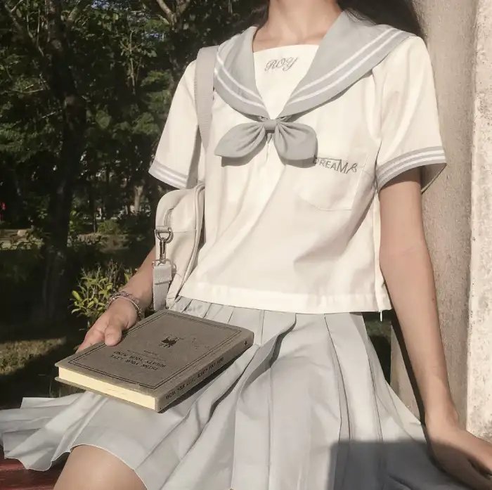 校园外星人